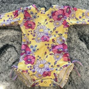 12-18m Rufflebutts long sleeve suit.